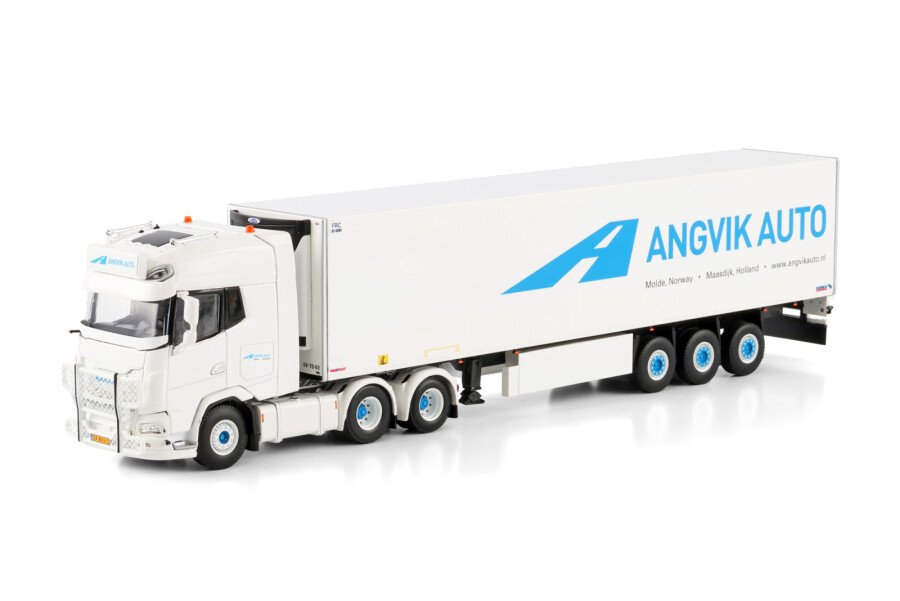 Angvik Auto; DAF XG+ 6X2 TAG AXLE REEFER TRAILER - 3 AXLE