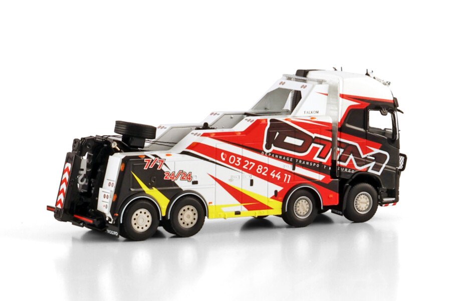 DTM Mazuret; VOLVO FH4 GLOBETROTTER XL FALKOM 8X4