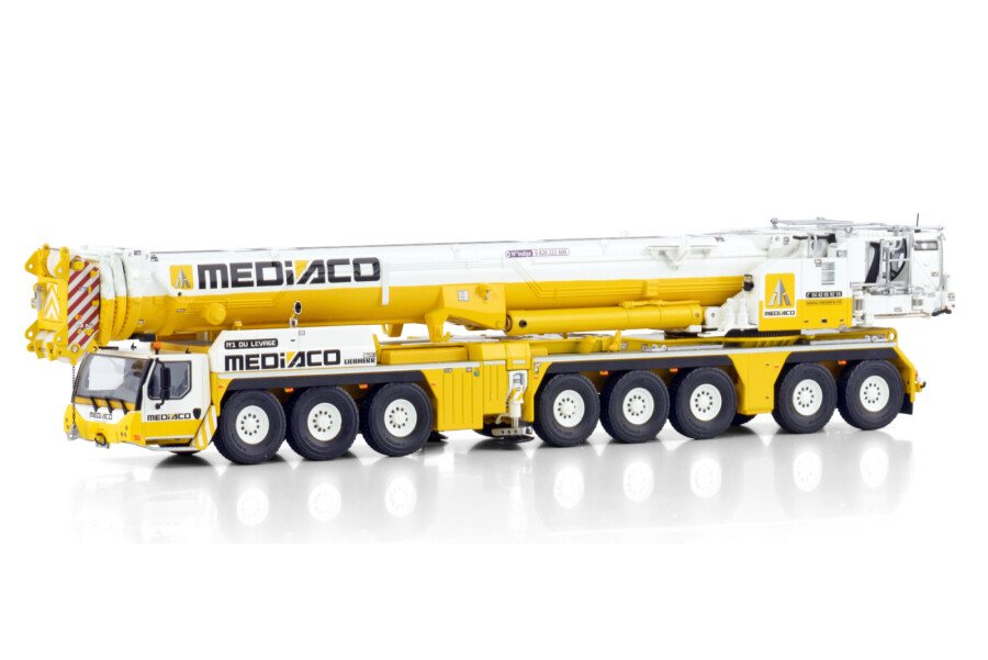 Mediaco; LIEBHERR LTM 1650-8.1