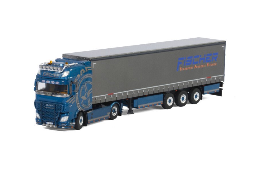 Fischer; DAF XF SUPER SPACE CAB MY2017 4X2 CURTAINSIDE / TAUTLINER TRAILER - 3 AXLE