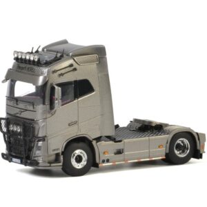 Morel; VOLVO FH4 GLOBETROTTER 4x2
